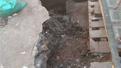 محليات المنوفية تتعامل مع هبوط أرضي بمنوف