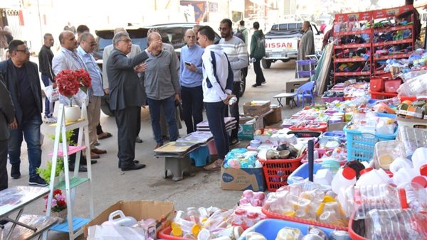 جانب من جولة المحافظ