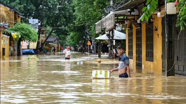 فيضانات فيتنام