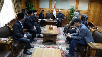 الأزهر يبحث تعزيز سبل التعاون بمجالي التعليم والدعوة مع إندونيسيا 