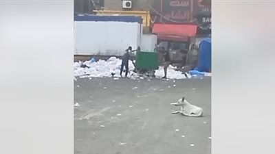 أهالي منطقة الحصري يستغيثون: المطاعم تلقي القمامة وبقايا الطعام في الطرقات دون محاسبة