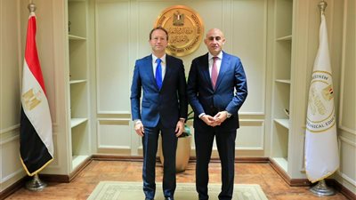 وزير التعليم يستقبل السفير الإسباني بالقاهرة لمنح شهادات دولية معتمدة لخريجي مدارس التكنولوجيا التطبيقية 