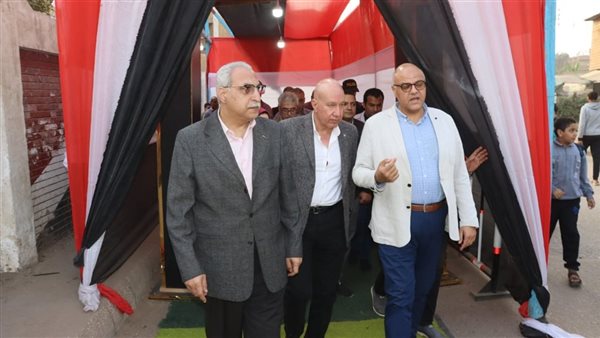 محافظ القليوبية خلال