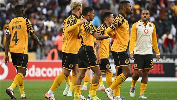 لاعبو كايزر تشيفز