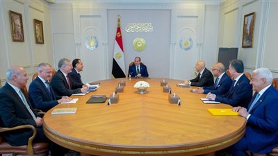 إيني الإيطالية تعتزم ضخ 8 مليارات دولار استثمارات إضافية في مصر لتعزيز إنتاج واستكشاف الغاز