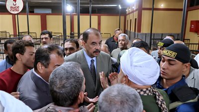 على مساحة 960 مترًا.. محافظ سوهاج يفتتح سوق المنشاة الحضري الجديد