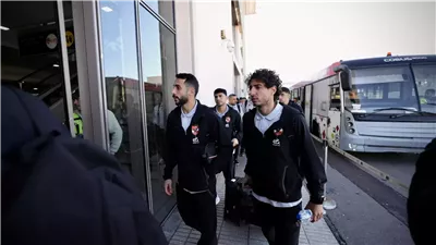 بعثة الأهلي تصل إلى المغرب استعدادًا لمواجهة الجيش الملكي بدوري الأبطال