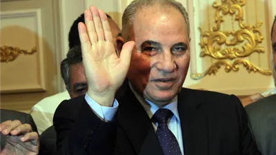 بعد شائعات وفاته.. أحمد الزند لـ القاهرة 24: أنا الحمد لله بخير.. وإذا أحب الله عبدًا ابتلاه