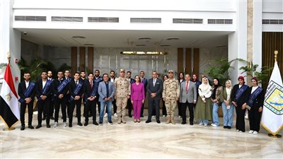 محافظ جنوب سيناء يستقبل وفدًا من طلاب جامعة بني سويف في زيارة ميدانية