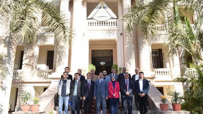 رئيس جامعة بنها يستقبل وفدًا من أكاديمية هوبي للعلوم والتقنية الصينية 
