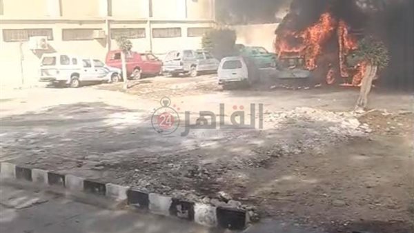 جانب من الحريق 