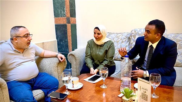 محررا القاهرة 24