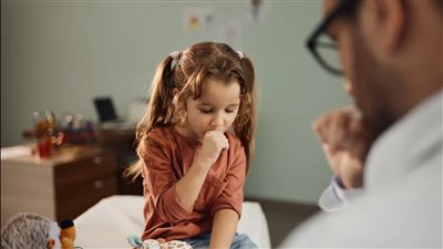 تحذيرات من انتشار الإنفلونزا والفيروس المخلوي التنفسي بين الأطفال في بريطانيا