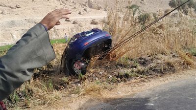 مصرع شخصين وإصابة آخرين إثر انقلاب ملاكي داخل ترعة على طريق قنا - سوهاج