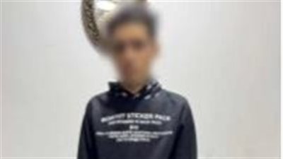 روج لبيع الأسلحة البيضاء.. ضبط شخص بتهمة النصب والاحتيال على المواطنين بالفيوم