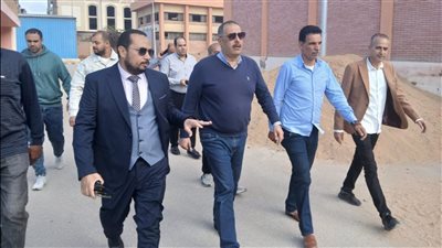 رئيس مياه القناة: تحليل يومي لعينات المياه للتأكد من جودتها