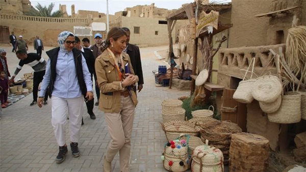 جانب من زيارة دكتورة