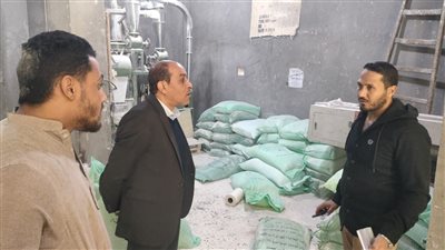 ضبط 1.5 طن دقيق مدعم معاد تدويره و4.36 طن نخالة داخل مخزن غير مرخص بشبين القناطر