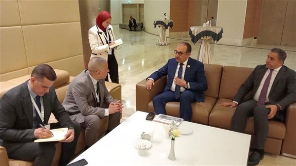 جانب من اللقاء