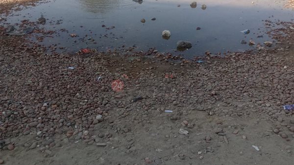 جانب من تسريب المياه