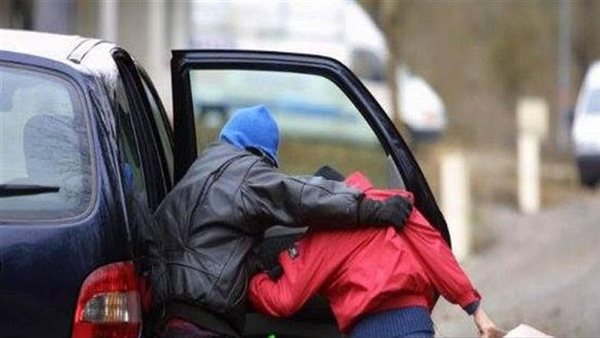 محاولة خطف فتاة -