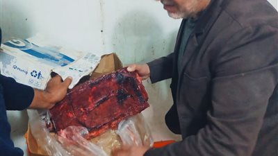ضبط نصف طن لحوم وكبدة غير صالحة للاستهلاك الآدمي بحي غرب شبرا الخيمة