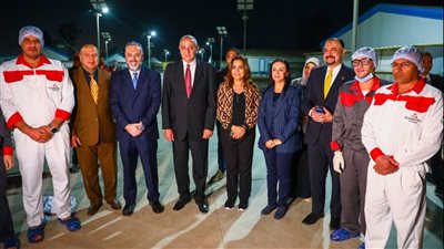 وزيرتا التنمية المحلية والتضامن الاجتماعي ومحافظ الغربية يتفقدون محطة طنطا لإنتاج البيض