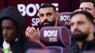 أسطورة منتخب إنجلترا عن استبعاد محمد صلاح أمام وست هام: قرار صائب