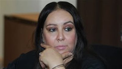 بعد دخولها العناية المركزة.. المخرجة جميلة ويفي تكشف تفاصيل الحالة الصحية لوالدتها السيناريست هناء عطية