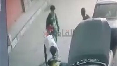 بعد تداول فيديو.. القبض على شاب حاول خنق صديقه في طنطا 