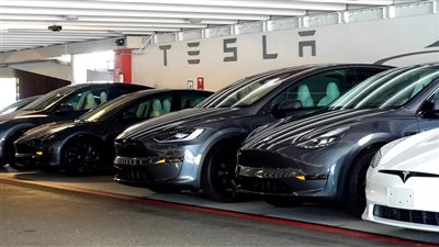 انخفاض مبيعات سيارات تسلا بالأسواق الأوروبية الرئيسية خلال نوفمبر