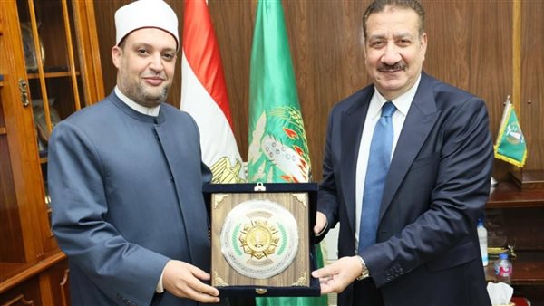 محافظ المنوفية ووكيل