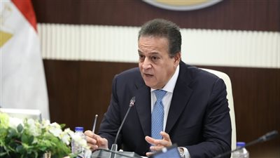 وزير الصحة يبحث مع وزير المالية انتظام سلاسل توريد الأدوية والمستلزمات الطبية