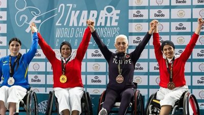 إنجاز تاريخي.. موظفة بكلية التربية تحصد أول ذهبية عالمية لمصر والعرب في الكاراتيه الحركي