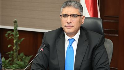 محافظ الجيزة يكلف الجهات المختصة بالوقوف على أسباب إغلاق مطالع ومنازل الطريق الدائري في بولاق الدكرور| خاص