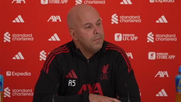 آرني سلوت المدير