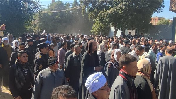 جانب من الجنازة 