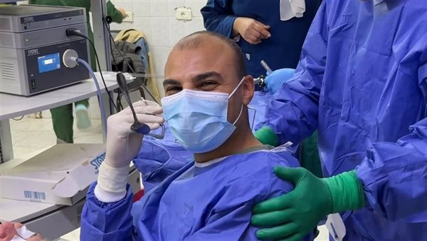 إنقاذ سيدة بعد ابتلاع