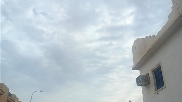 سحب ركامية على مدن