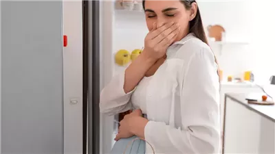 دراسة: شم بعض الأطعمة خلال الحمل قد يزيد خطر إصابة المولود بالسمنة لاحقًا