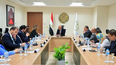 وزير التعليم يستقبل وفد غرفة التجارة الأمريكية لبحث التعاون لجذب الاستثمارات في العملية التعليمية