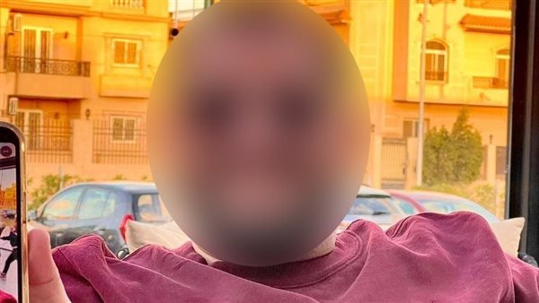 الرجل المتهم بالنصب