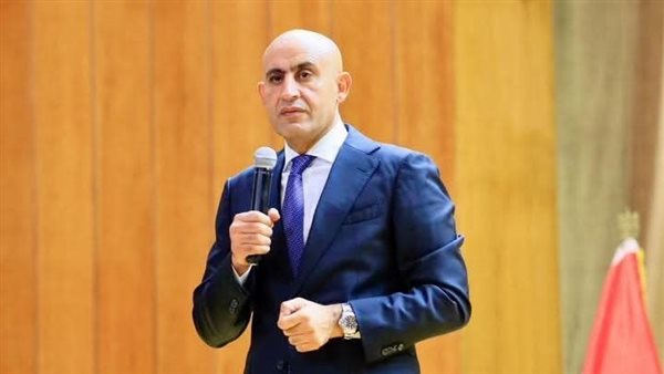  وزير التعليم