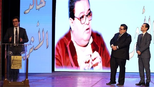 وزير الثقافة خلال