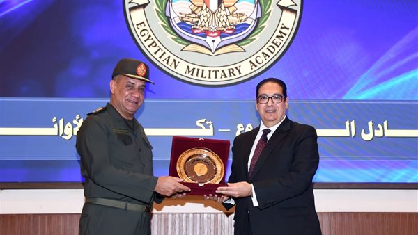 جانب من التكريم 