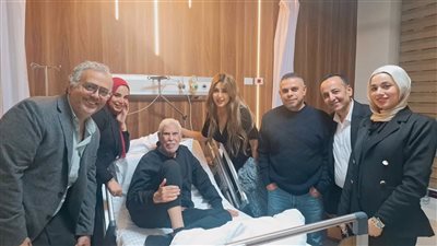 كريم شحاتة: ممدوح عباس ونجله لم يتأخرا عن متابعة حالة والدي.. والمعلم سيخضع لعملية السبت المقبل