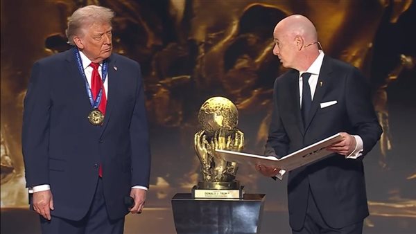 إنفانتينو يمنح ترامب