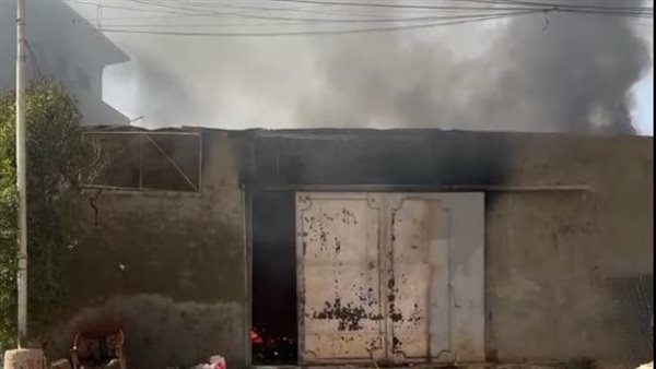 جانب من الحريق 