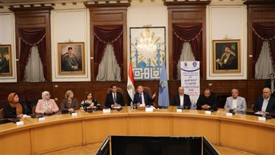 محافظ القاهرة: الدولة قطعت شوطًا كبيرًا في تطوير الطرق أوصل مصر إلى مركز متقدم عالميًا