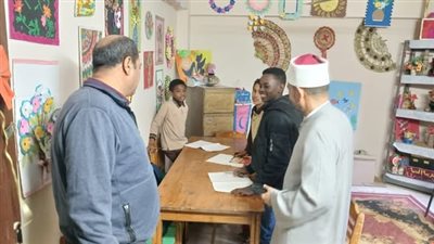  رئيس القاهرة الأزهرية يوجه بضرورة الالتزام التام بخطط الدراسة وتحقيق أعلى درجات الانضباط داخل الصفوف